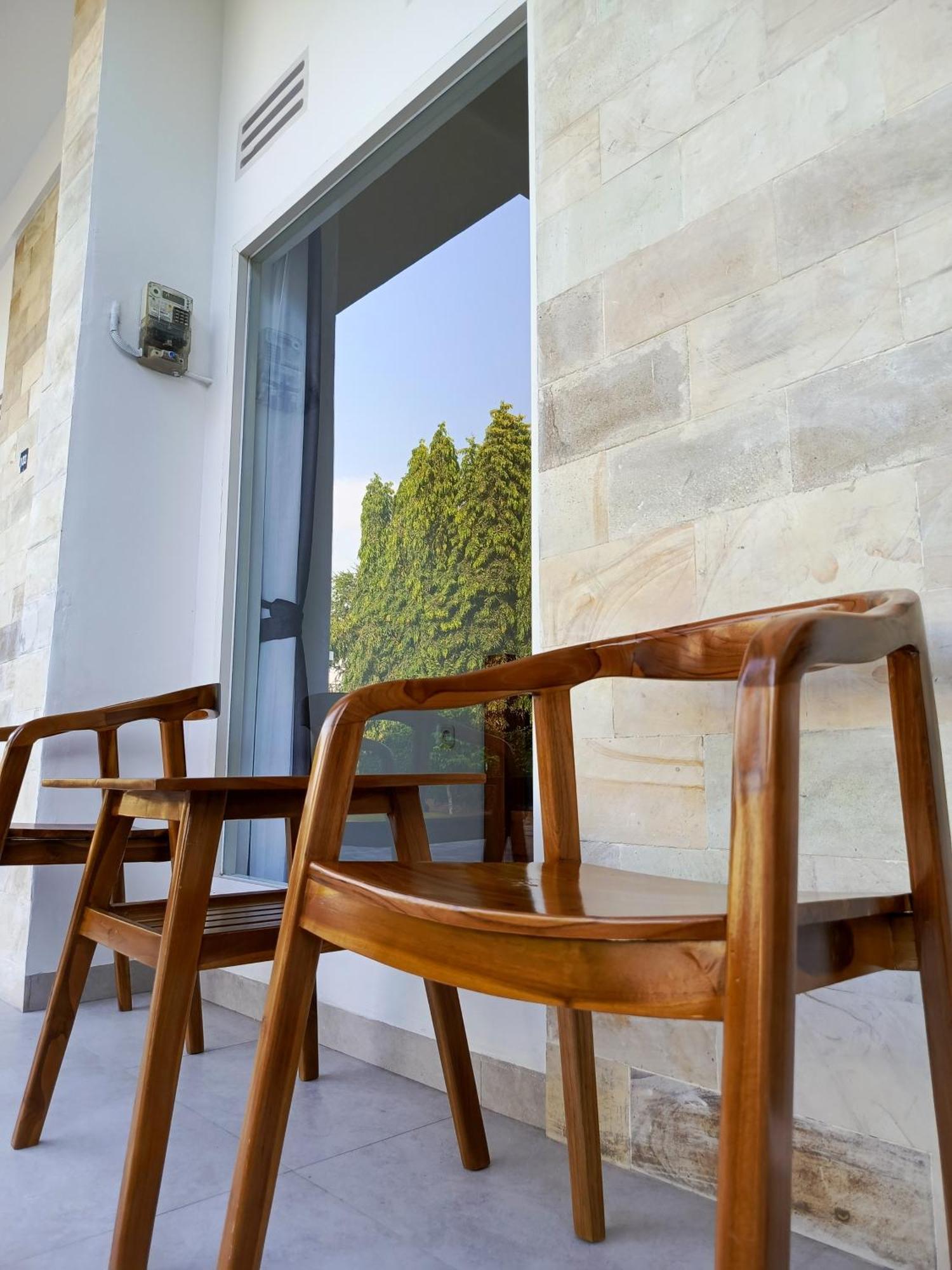 Zavana Rooms & Restaurant Tanjungkarang Εξωτερικό φωτογραφία