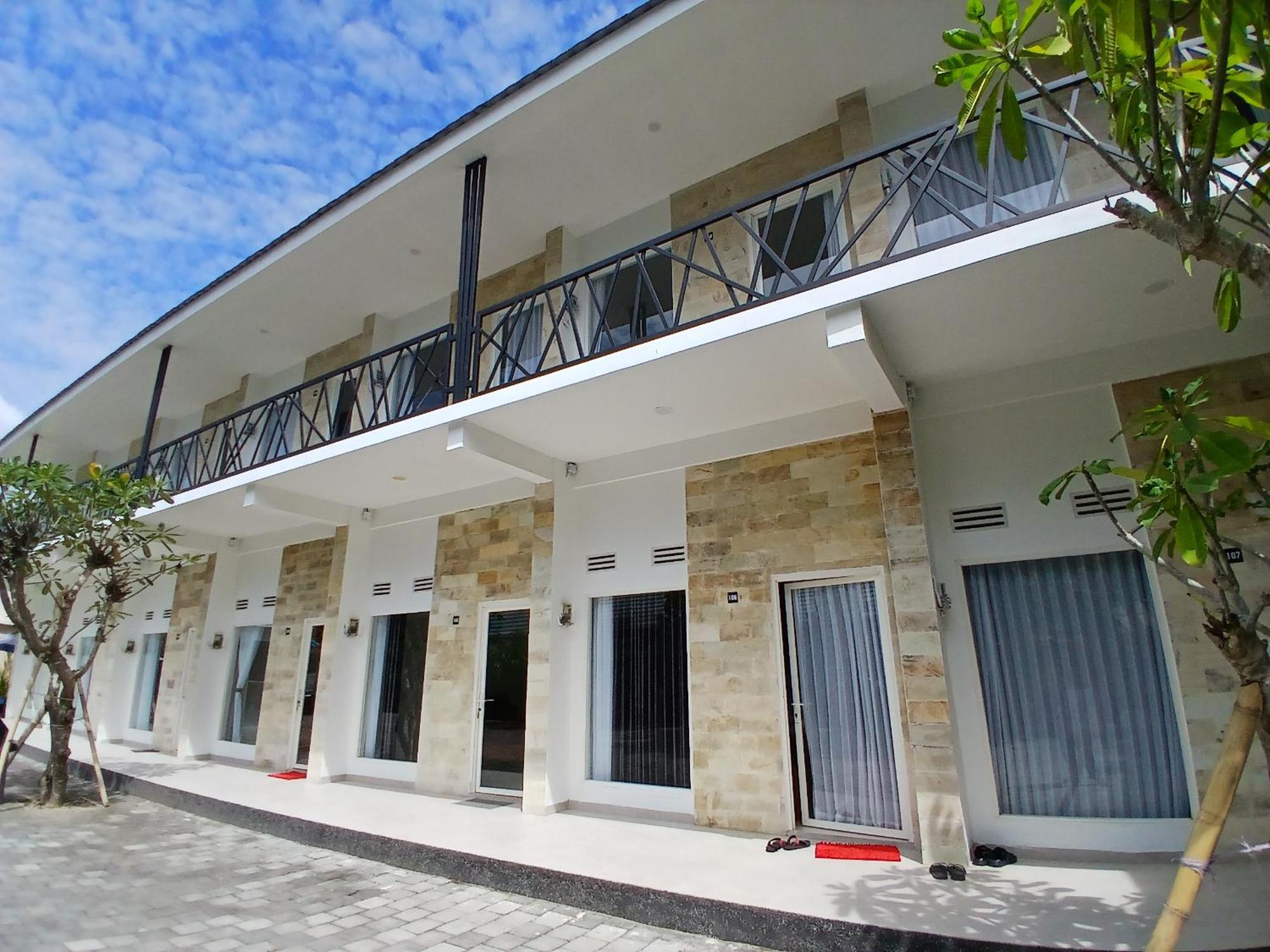 Zavana Rooms & Restaurant Tanjungkarang Εξωτερικό φωτογραφία