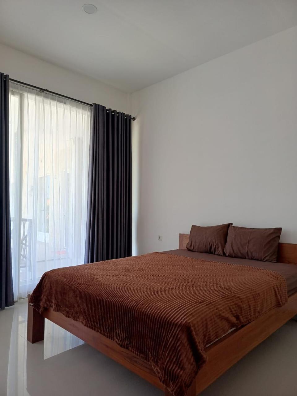 Zavana Rooms & Restaurant Tanjungkarang Εξωτερικό φωτογραφία
