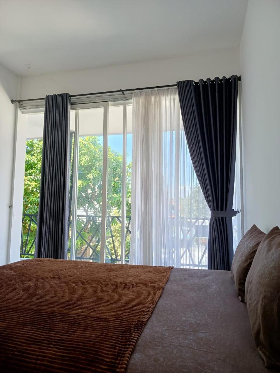 Zavana Rooms & Restaurant Tanjungkarang Εξωτερικό φωτογραφία