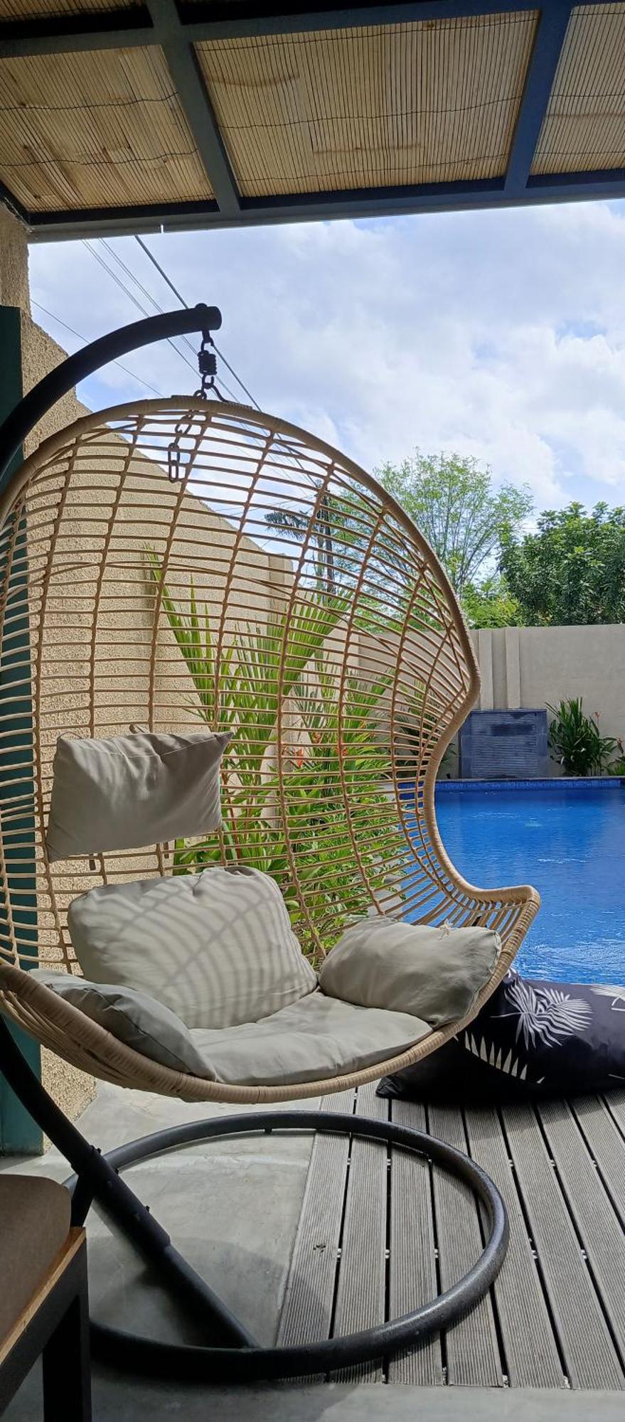 Zavana Rooms & Restaurant Tanjungkarang Εξωτερικό φωτογραφία
